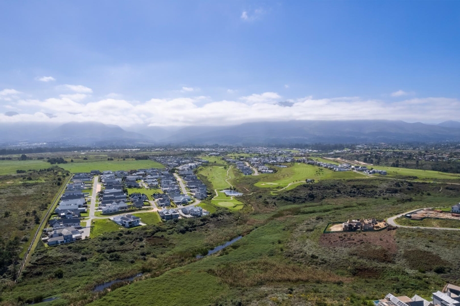 0 Bedroom Property for Sale in Kingswood Golf Estate Western Cape